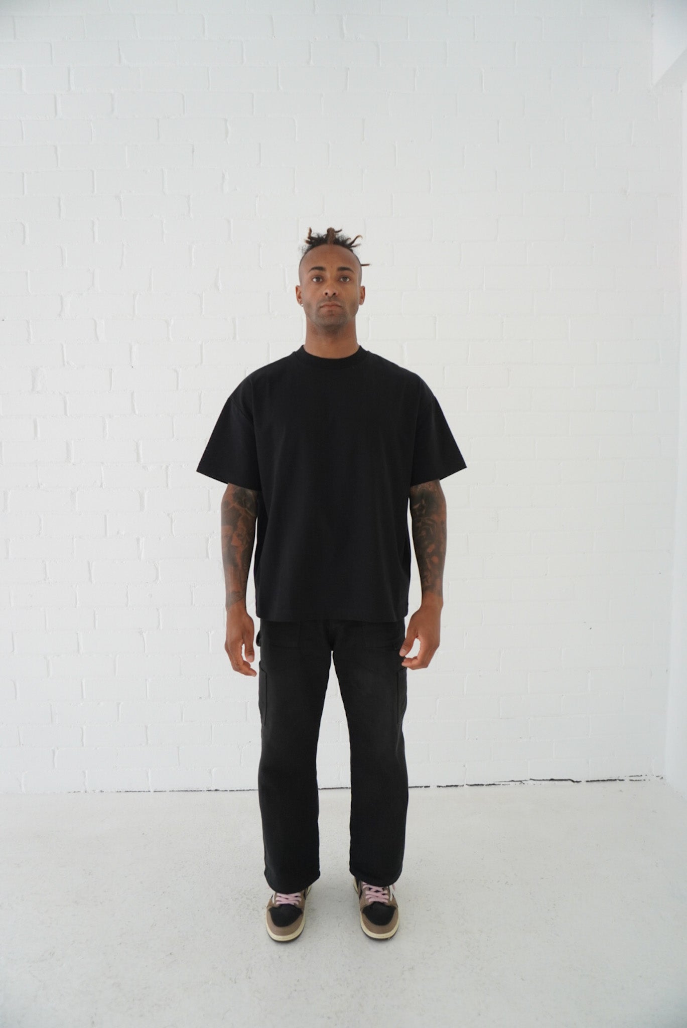 Signature Blank T-Shirt: Black